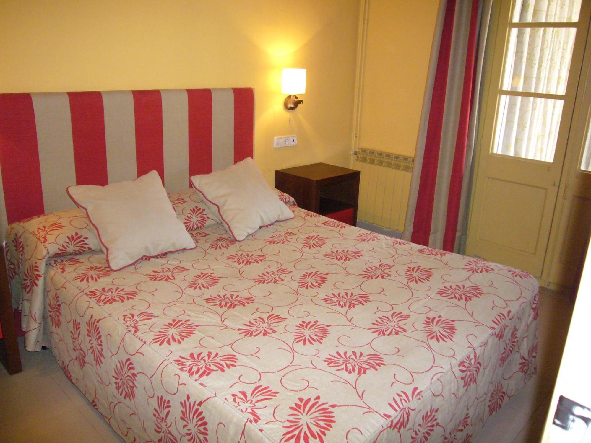 Sant Jordi Girona 97 Apartment *