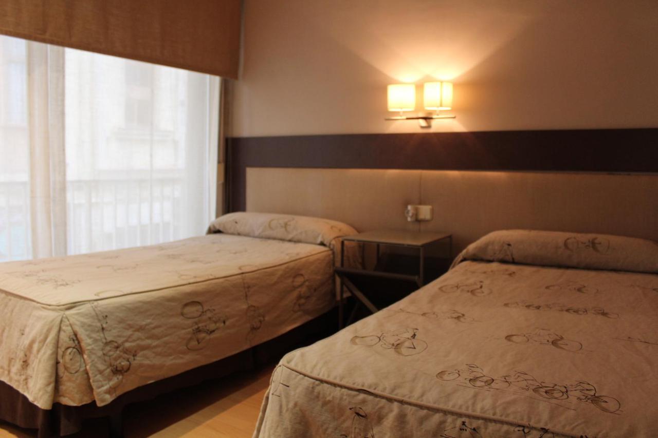 Sant Jordi Girona 97 Apartment